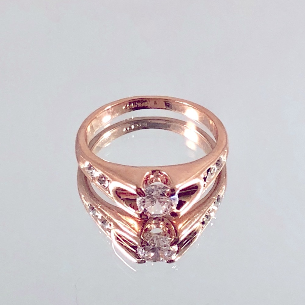 Rose Gold Rhinestones Ring